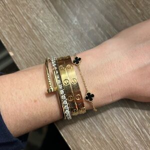 5 motif onyx 14k solid gold bracelet